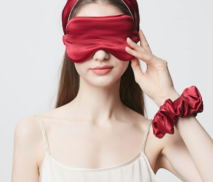 Antifaz y coletero suave para dormir – Mimo · Wine Red